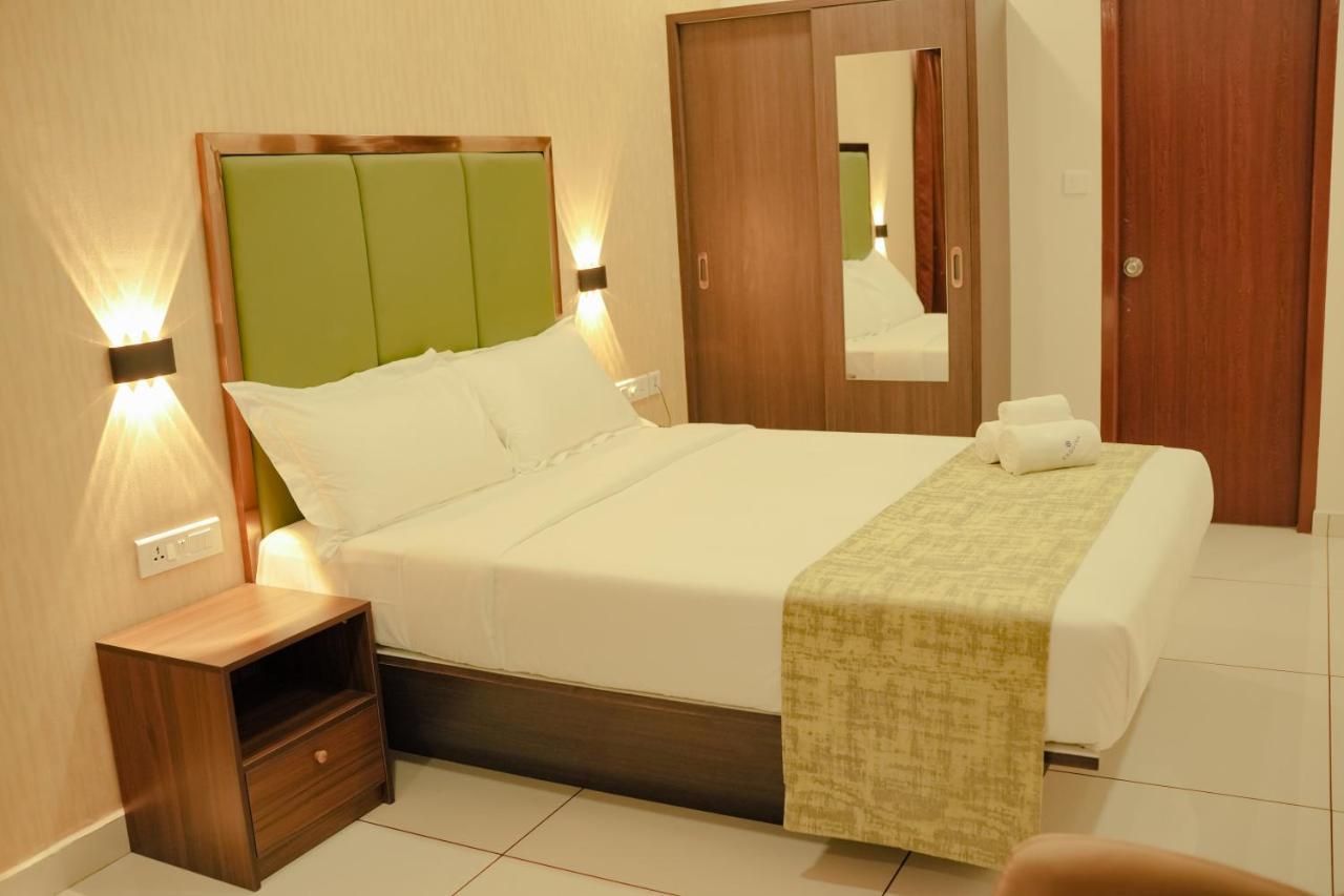 Hotel Esquina Residency Kochi Exterior foto
